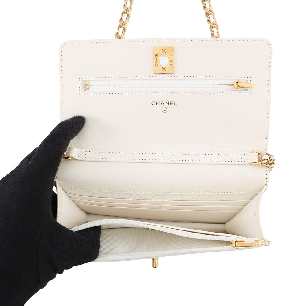 CHANEL Chain Wallet Double Chain WhiteAP4241 Lambskin