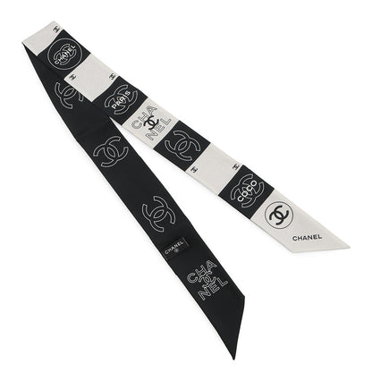 CHANEL CC Logo Scarf White/Black Silk100%