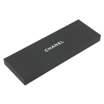 CHANEL CC Logo Scarf White/Black Silk100%