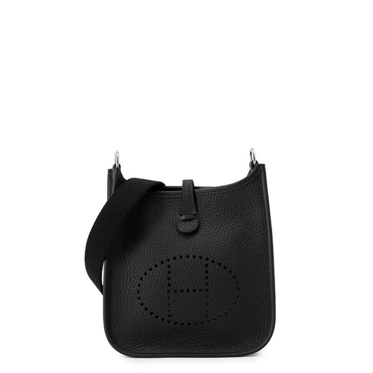 HERMES Evelyne Long Black Taurillon Clemence Size TPM