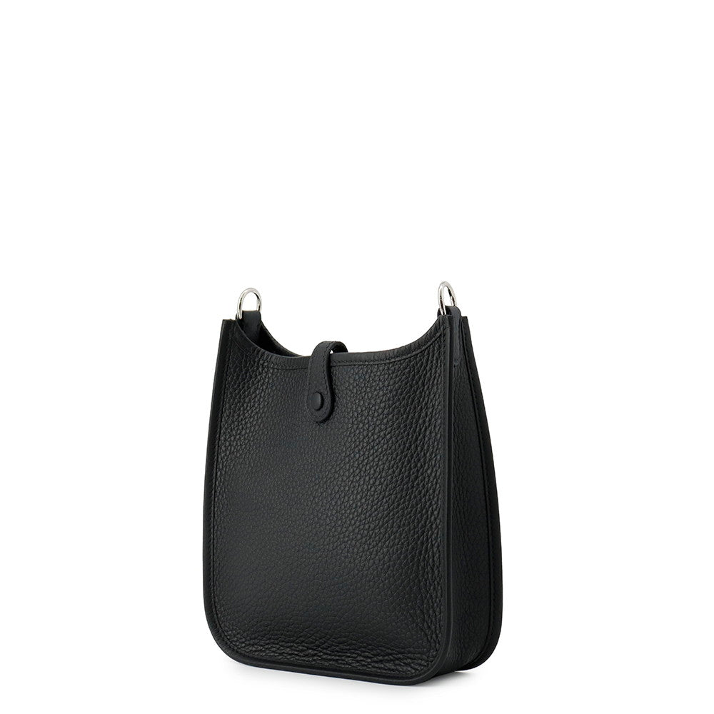 HERMES Evelyne Long Black Taurillon Clemence Size TPM
