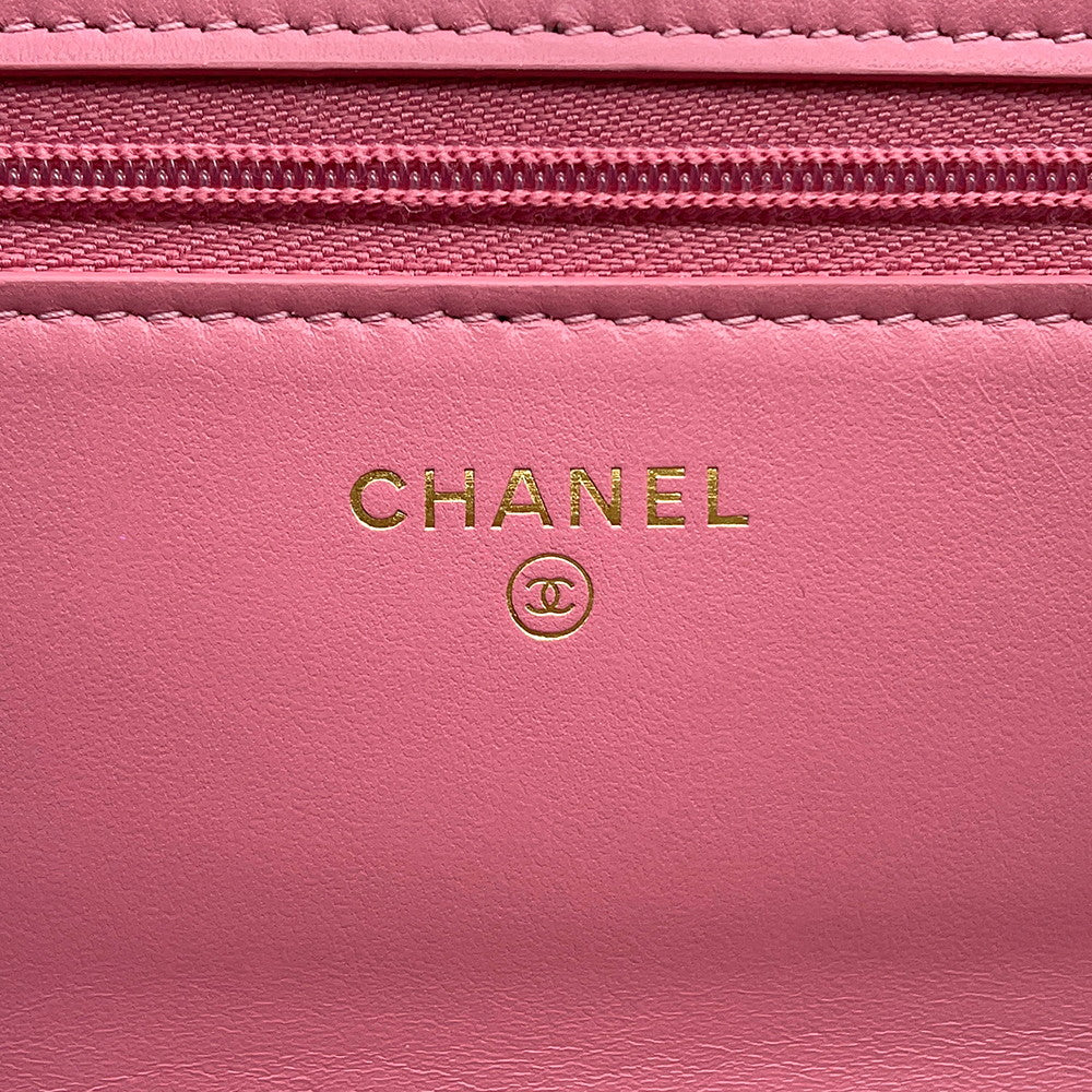 CHANEL Chain Wallet Turnlock PinkAP2289 Lambskin