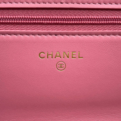 CHANEL Chain Wallet Turnlock PinkAP2289 Lambskin