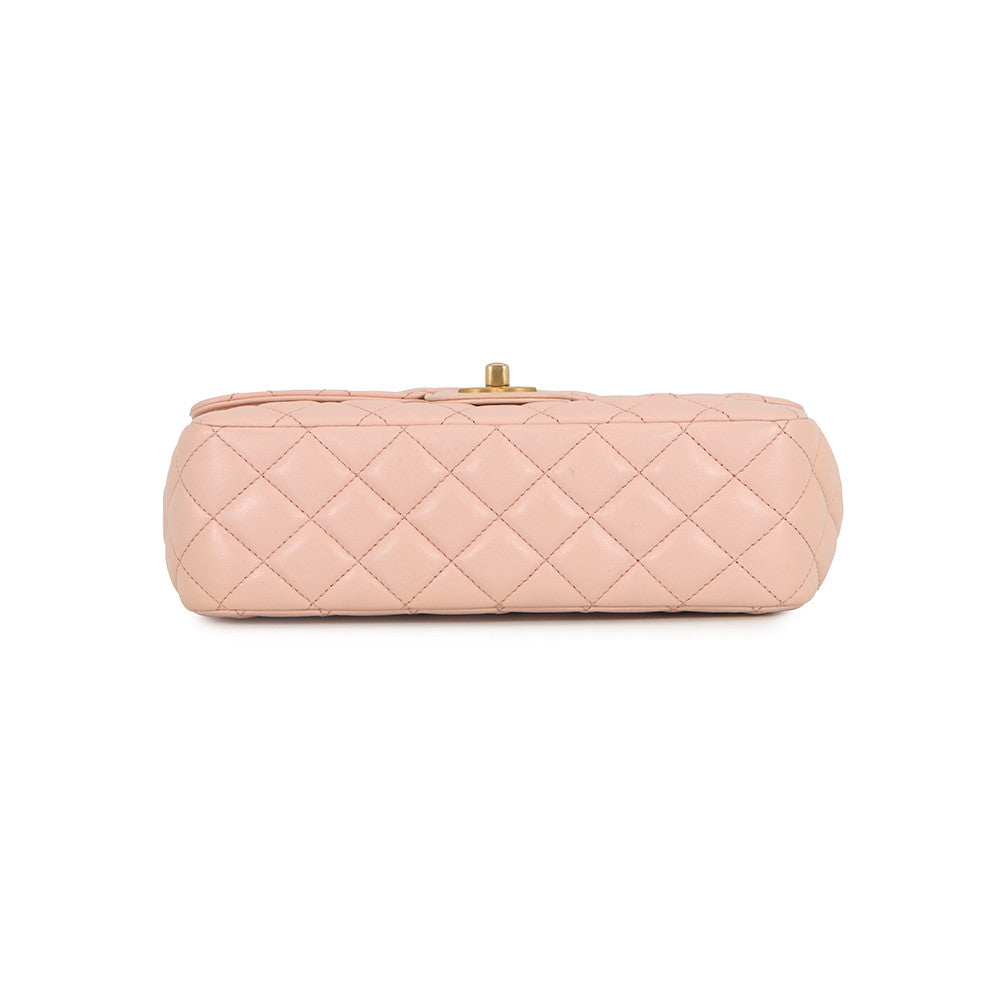 CHANEL Matelasse Top Handle Light PinkAS4408 Lambskin