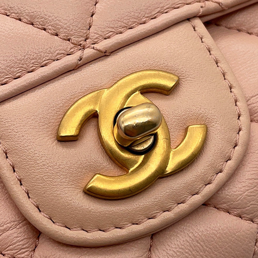 CHANEL Matelasse Top Handle Light PinkAS4408 Lambskin