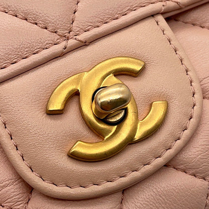 CHANEL Matelasse Top Handle Light PinkAS4408 Lambskin