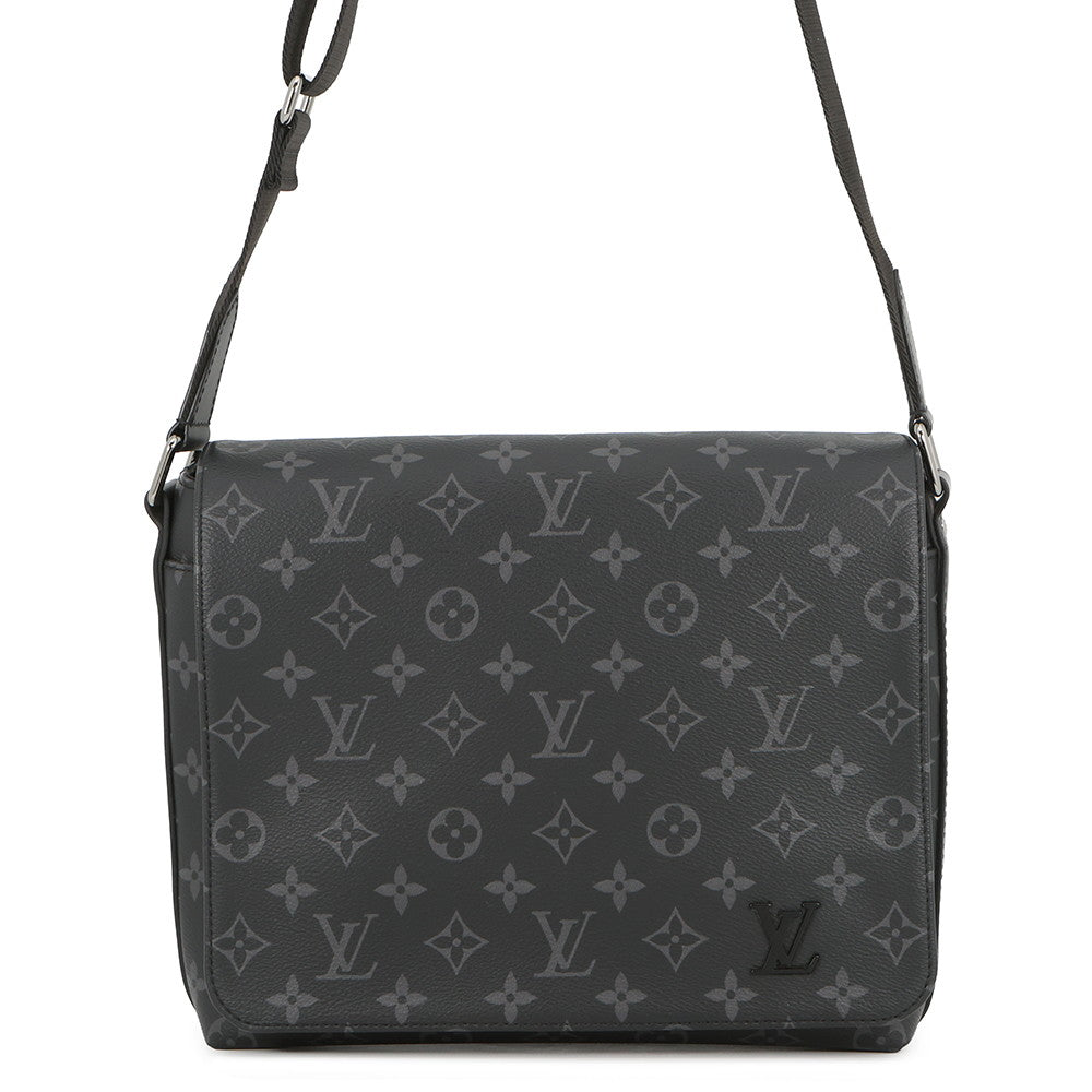 LOUIS VUITTON District NV2 NoirM45272 Monogram Eclipse Size PM