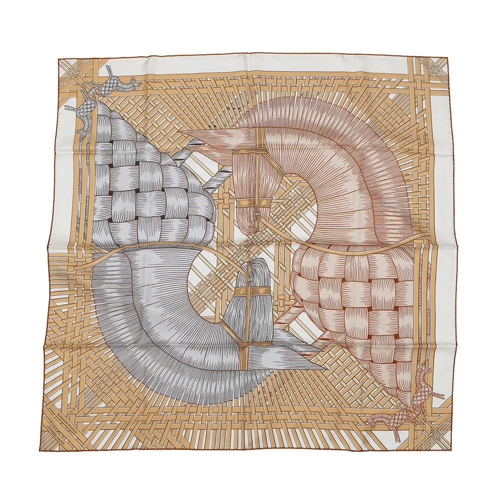 HERMES Carre Masan & Masan Masan Masan Size 90 White/Beige/Grease Silk100%