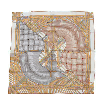 HERMES Carre Masan & Masan Masan Masan Size 90 White/Beige/Grease Silk100%