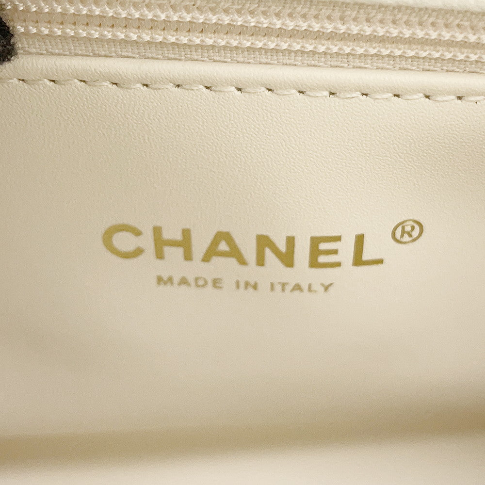 CHANEL Coco handle WhiteA92990 Caviar Leather Size 24