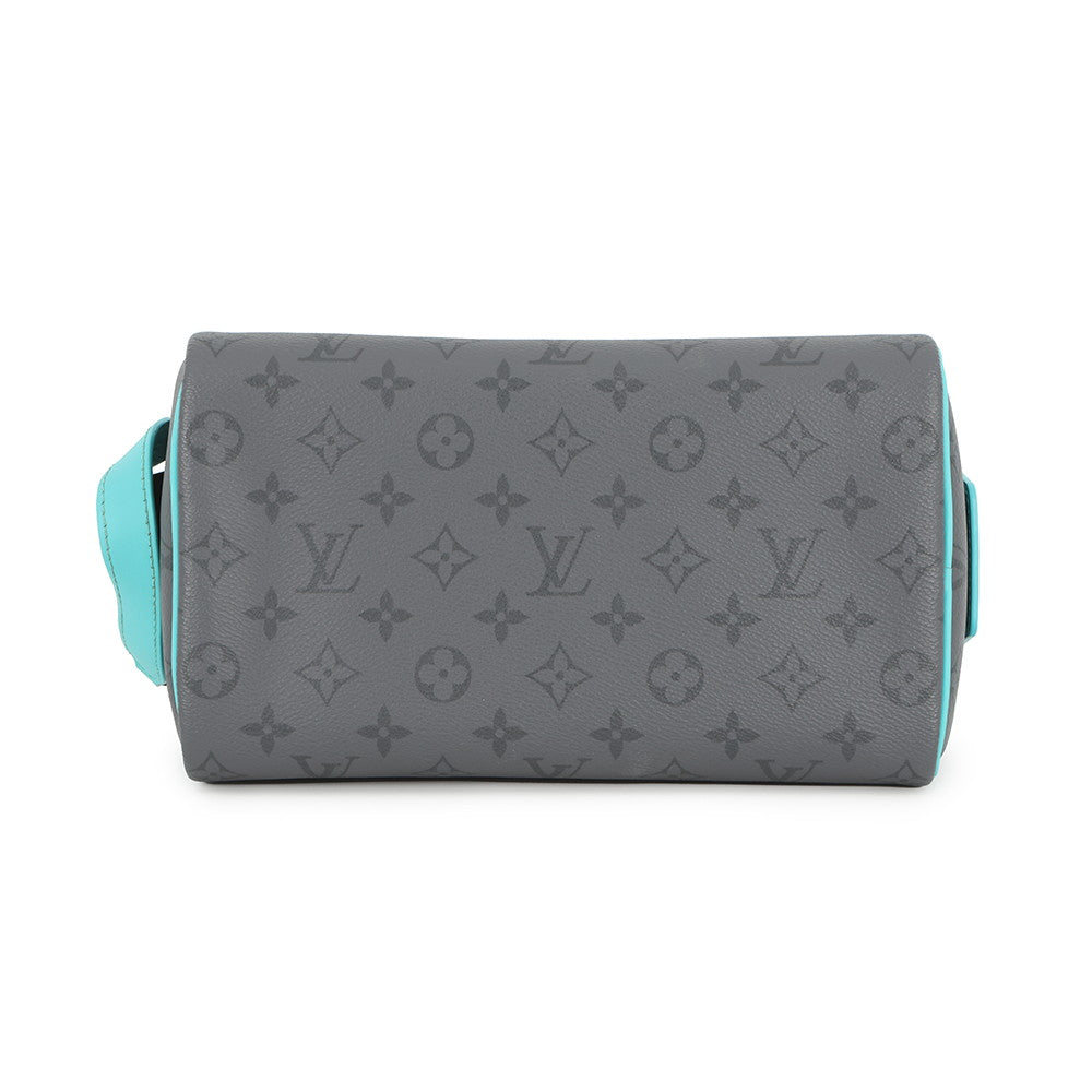 LOUIS VUITTON Dop kit Turquoise/NoirM11482 Monogram Eclipse Reverse