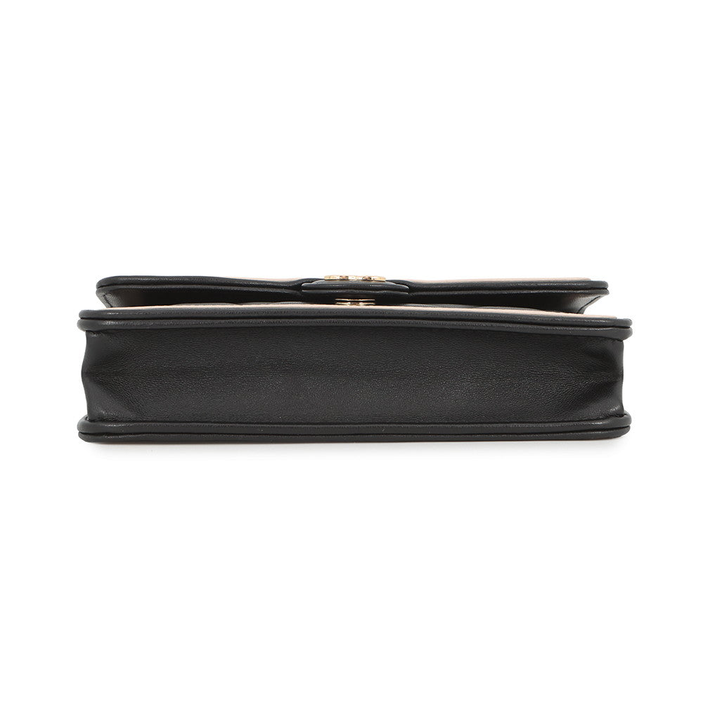 CHANEL Flap Phone Case Black/BeigeAP3559 Lambskin