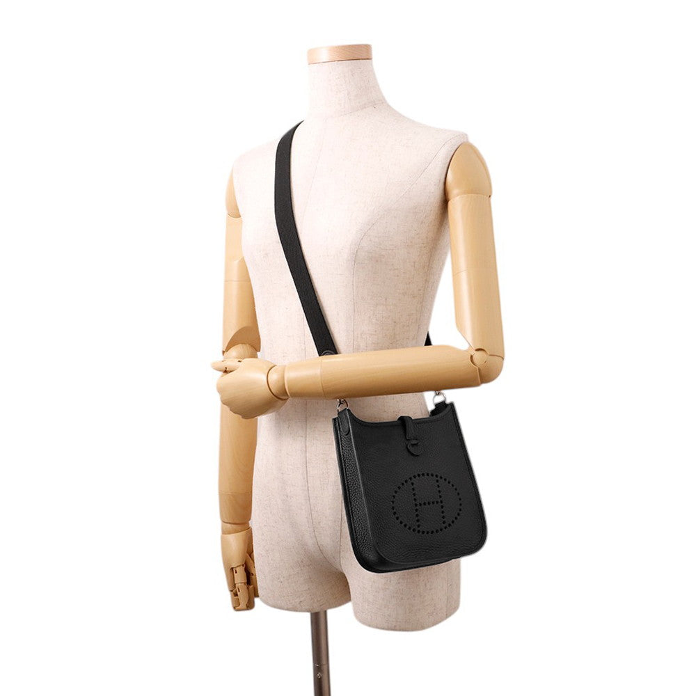 HERMES Evelyne Short Black Taurillon Clemence Size TPM