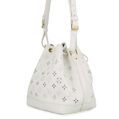 LOUIS VUITTON LV Broderie Anglaise Noe 2022 Stainless Steel BlancM20740 Calf Leather Monogram Size PM