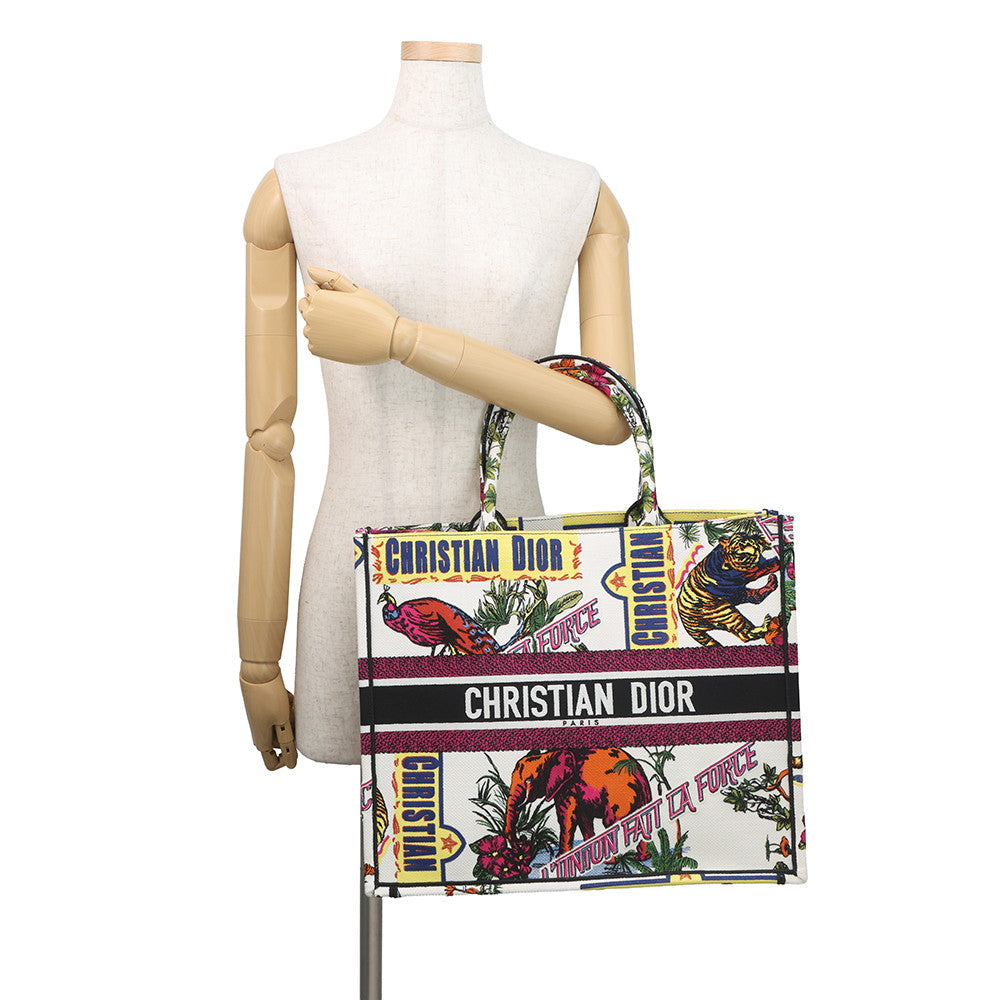 Dior Book Tote Indian Animals White/MulticolorM1286ZEBM_M933 Canvas Size Large