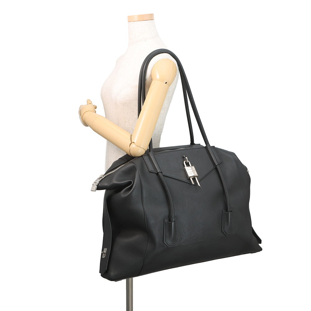 Givenchy Antigona Padlock Soft Tote Bag BlackBK508DK154-001 Leather Size Large