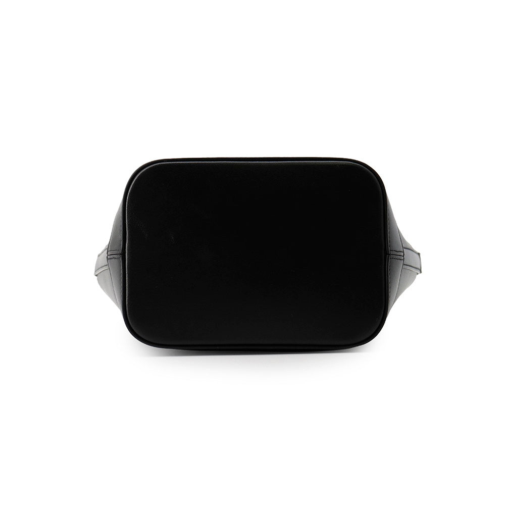 CELINE Cuir Triomphe bucket bag Black113783DU3 Leather Size Small