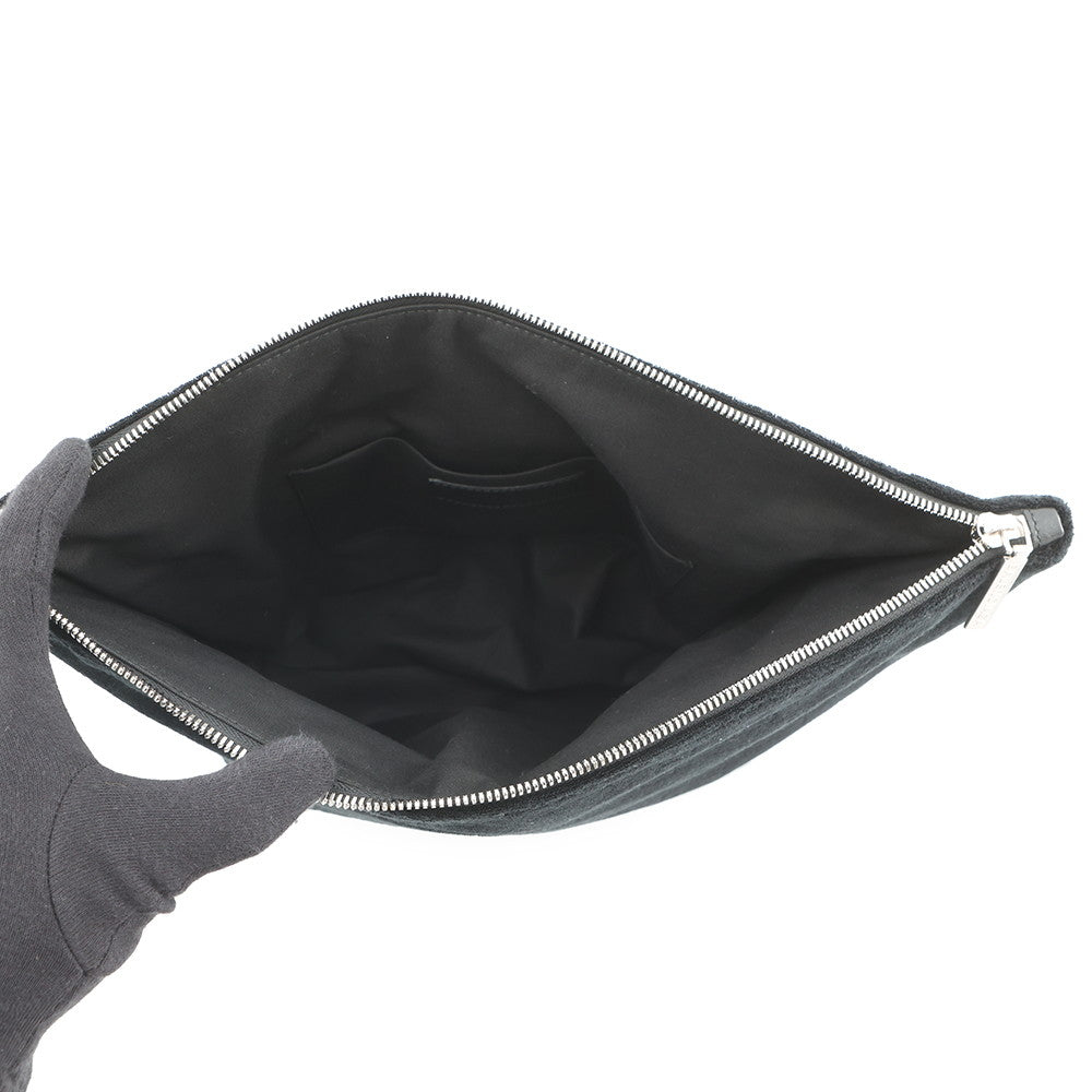 BALENCIAGA BB Logo Clutch Bag Black695537 pile