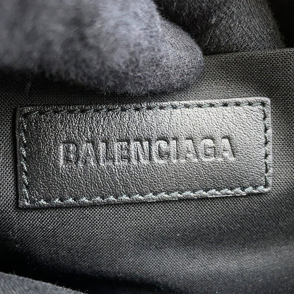 BALENCIAGA BB Logo Clutch Bag Black695537 pile