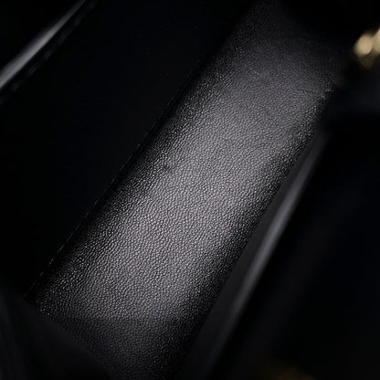 Ferragamo Gancini Chain Pouch Black213984 Patent Leather