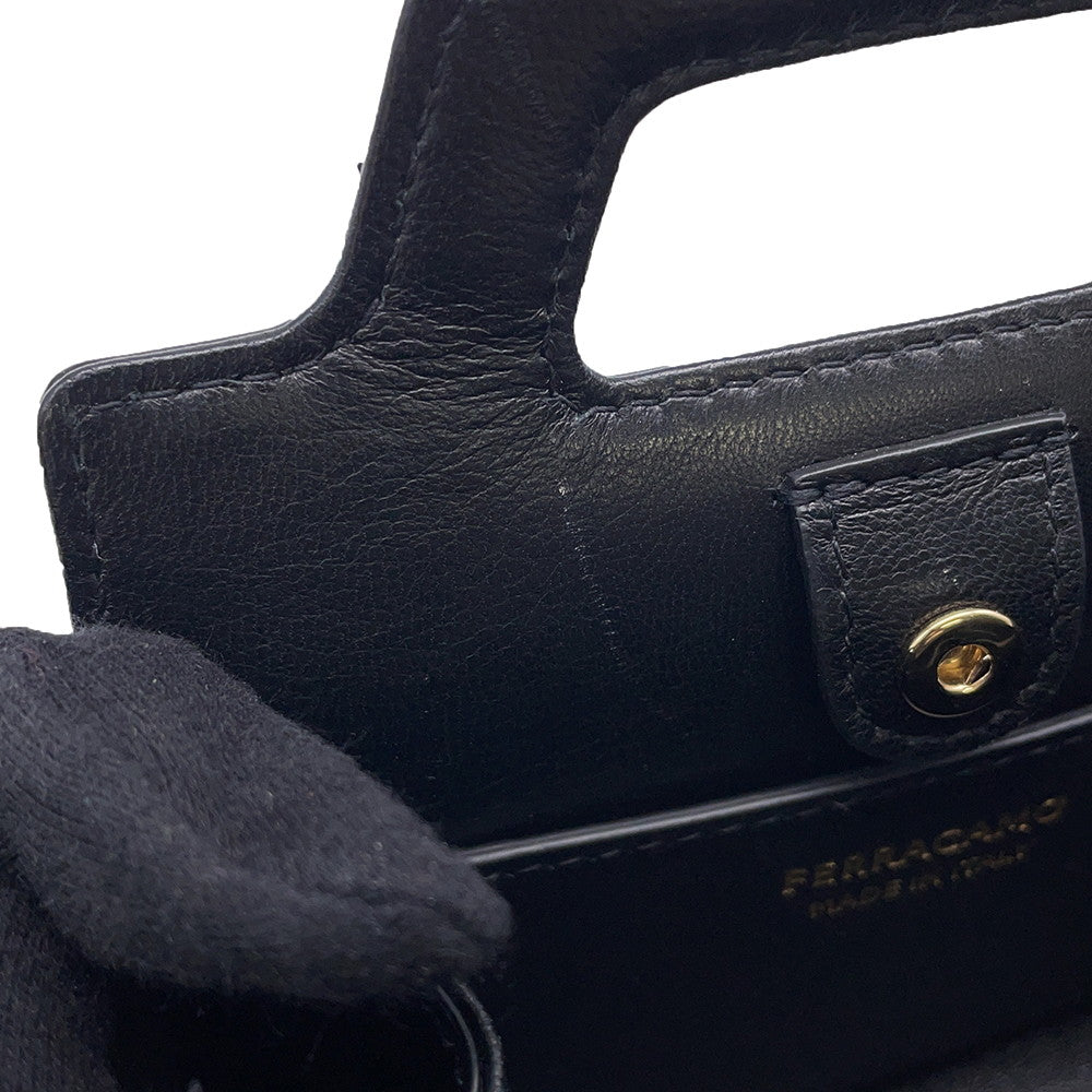 Ferragamo Gancini Chain Pouch Black213984 Patent Leather