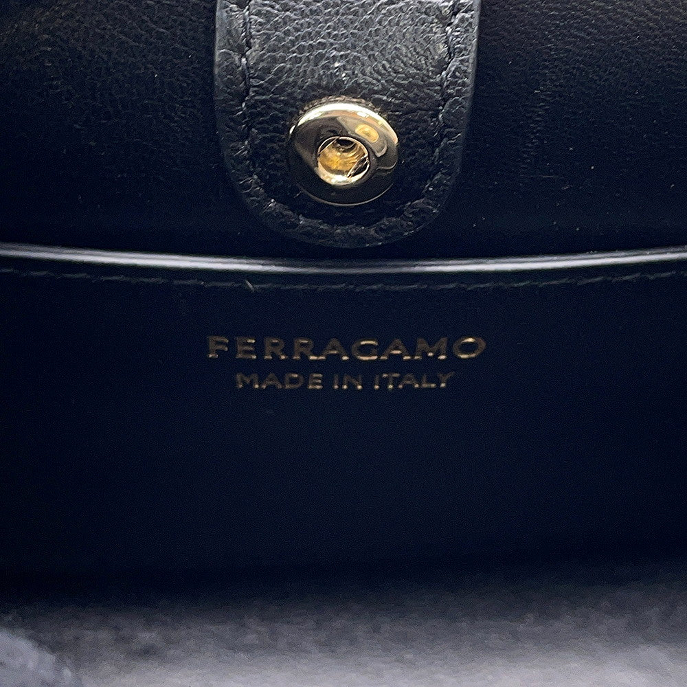 Ferragamo Gancini Chain Pouch Black213984 Patent Leather