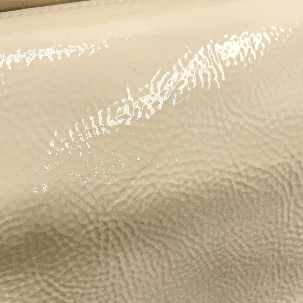 GUCCI Double G ChainShoulder Bag Ivory795902 Patent Leather