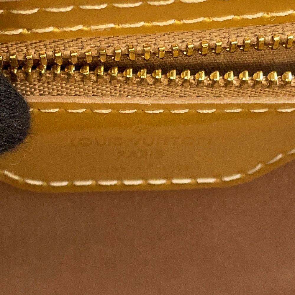 LOUIS VUITTON Des GoldM91760 Vernis Size PM