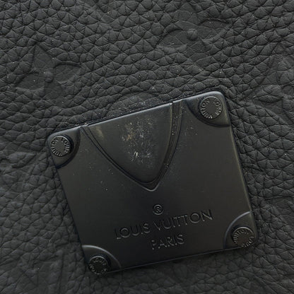 LOUIS VUITTON SPadlock Vertical Wearable Wallet NoirM81524 Monogram・Taurillon