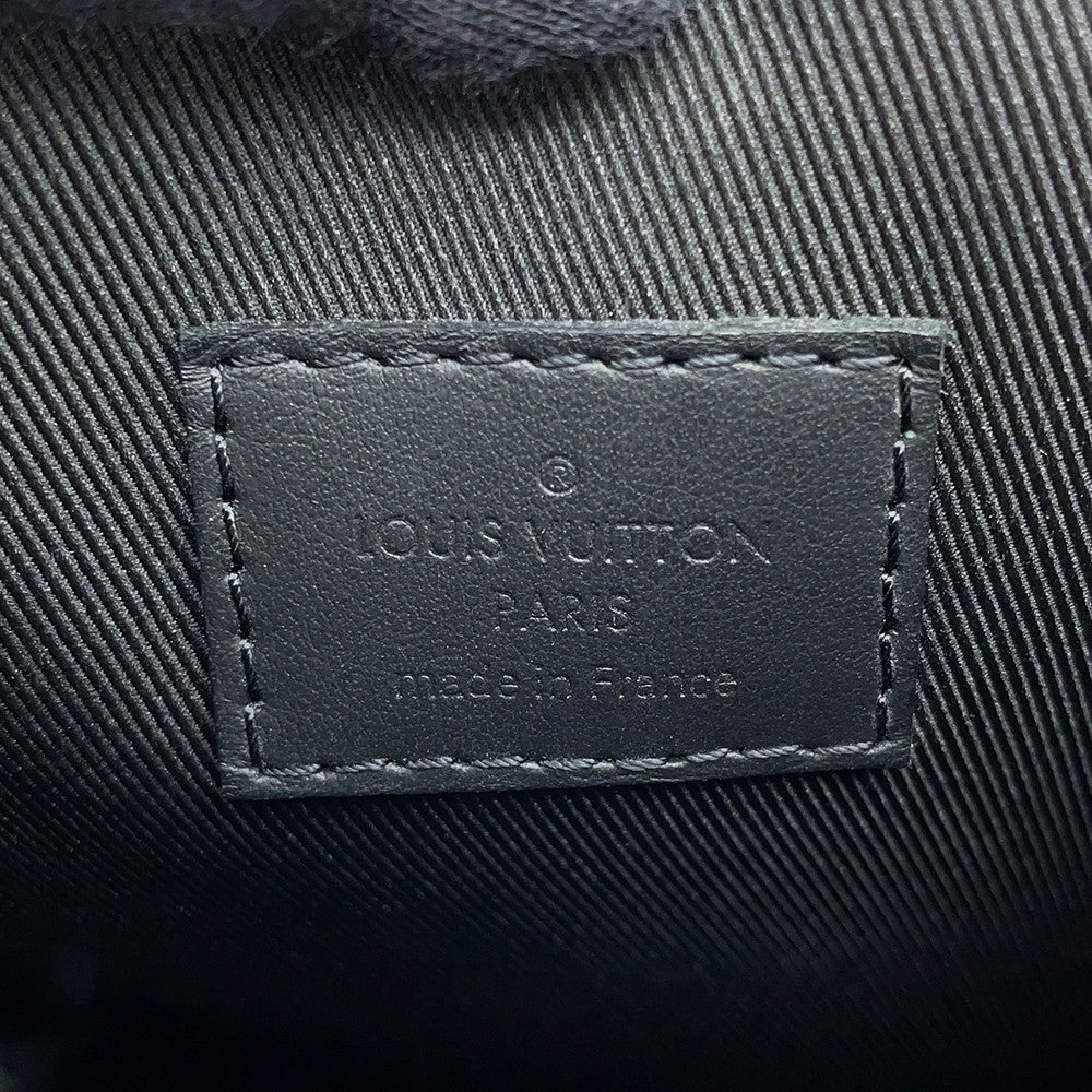 LOUIS VUITTON SPadlock Vertical Wearable Wallet NoirM81524 Monogram・Taurillon