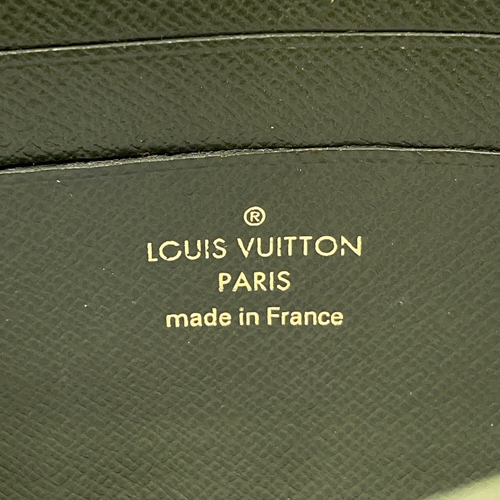 LOUIS VUITTON Multiie Pochette GreenM80091 Monogram