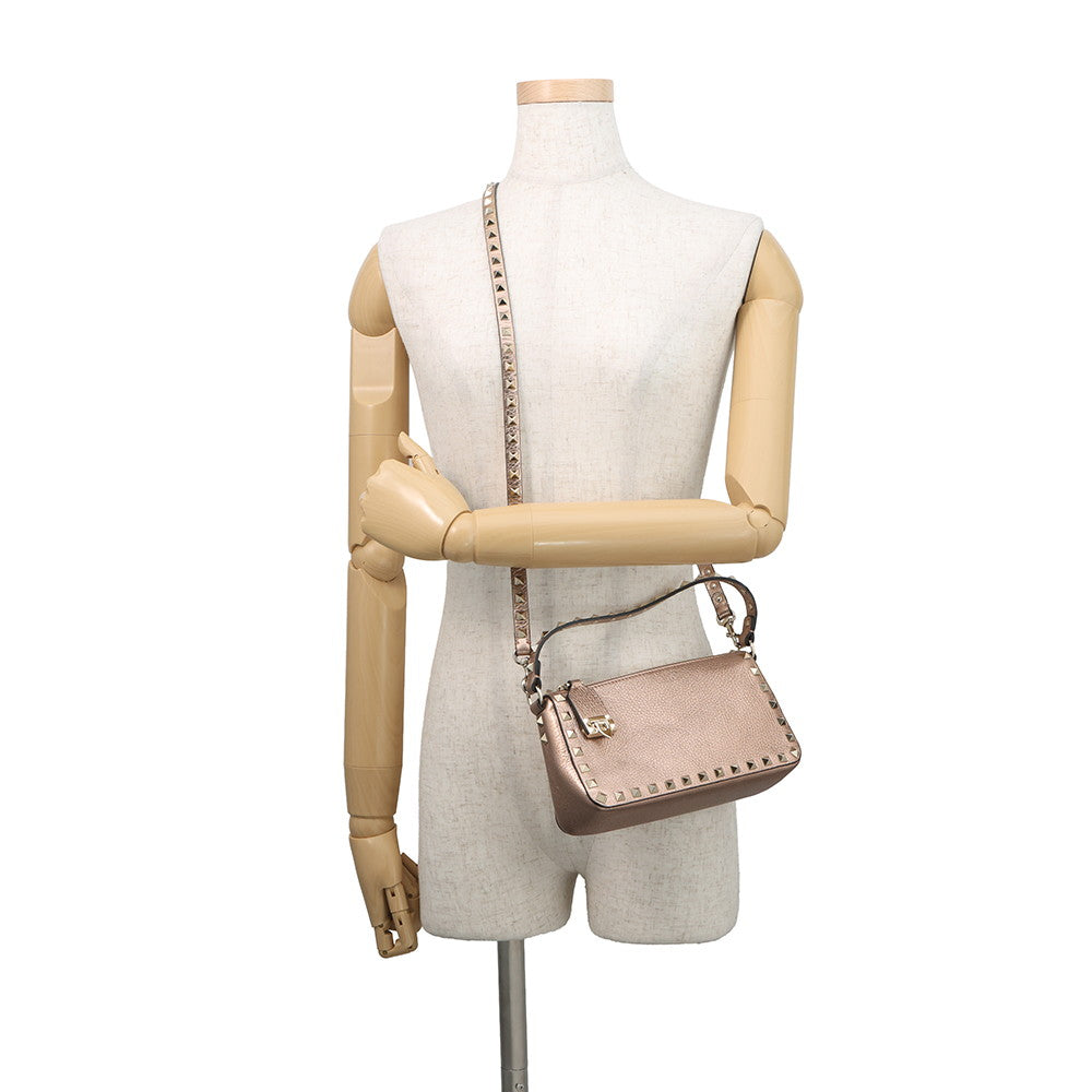 Valentino Garavani Rock Studded Handbag Baby Pink8W2B0J47FQE.GF9 Laminated Grained Calf Leather Size Small