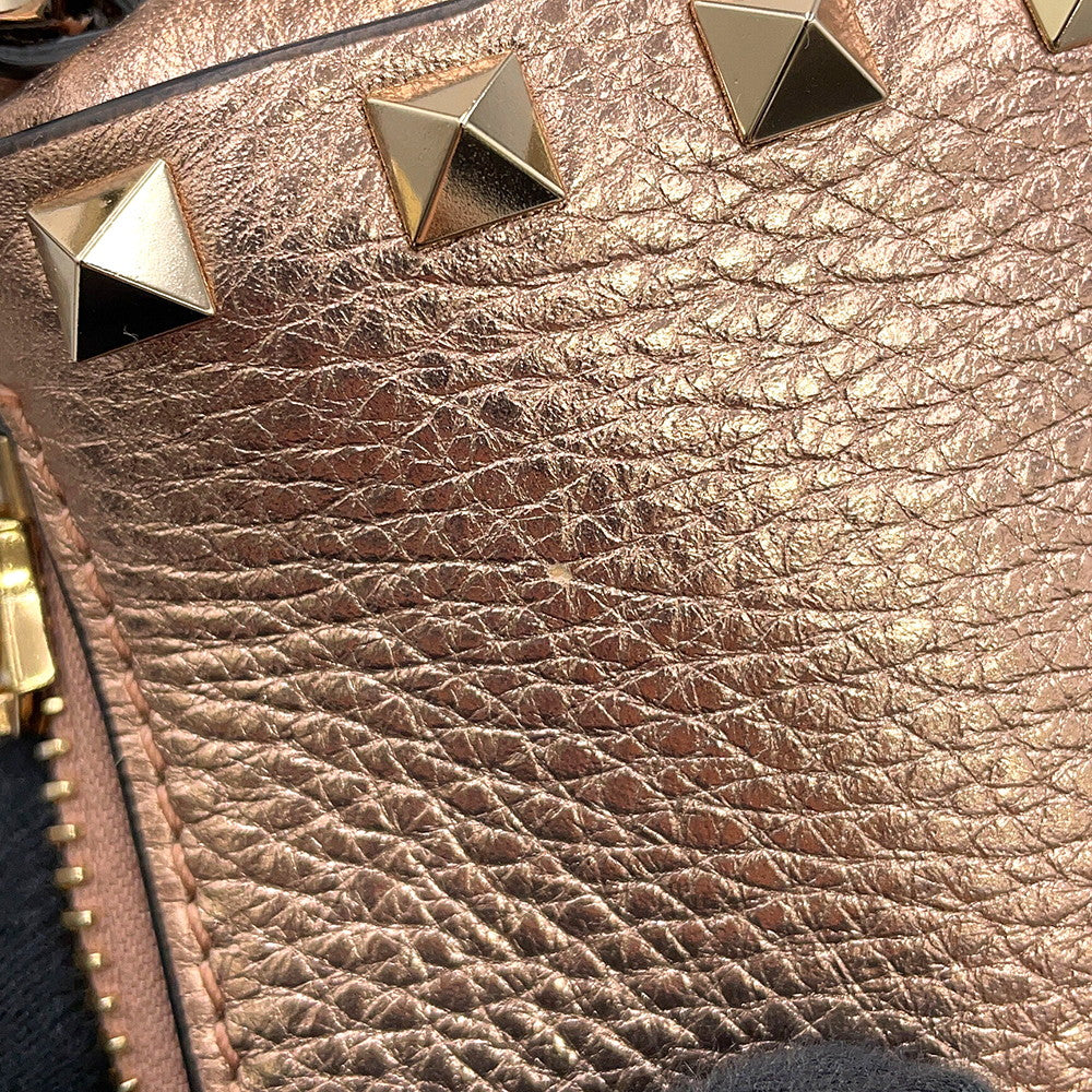 Valentino Garavani Rock Studded Handbag Baby Pink8W2B0J47FQE.GF9 Laminated Grained Calf Leather Size Small