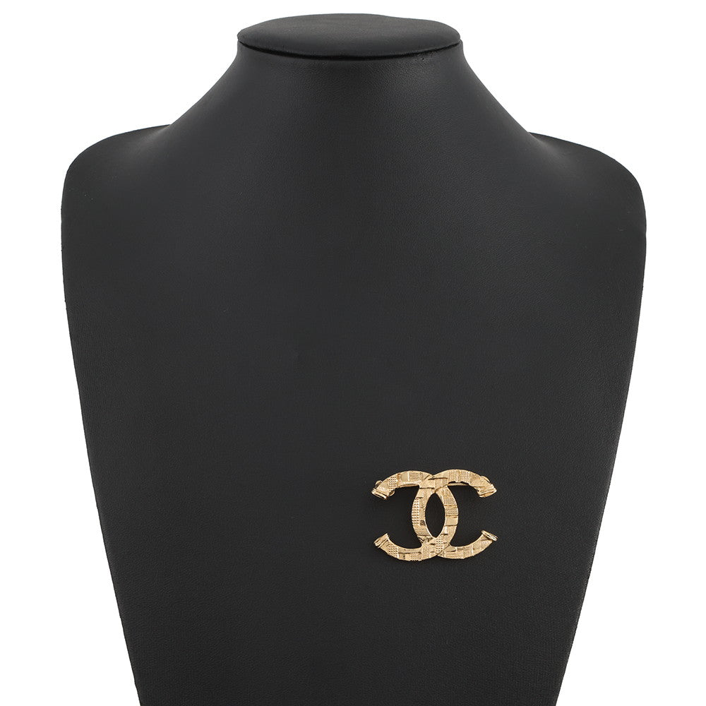 CHANEL CC Logo Tweed-style BroochABB103-B13473-NP955 Gold Plated