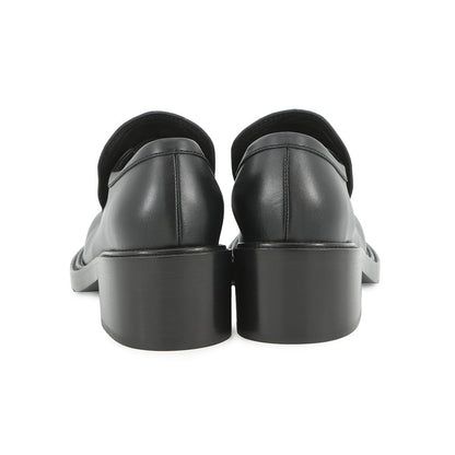 CHANEL CC logo loafersG39602 Leather Size 37 1/2