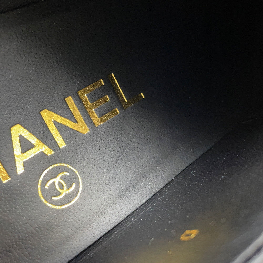 CHANEL CC logo loafersG39602 Leather Size 37 1/2