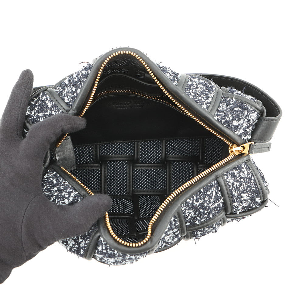 Bottega Veneta Maxi INTRECCIATO Brique Cassette Handbag IndigoBlack/White Tweed Leather