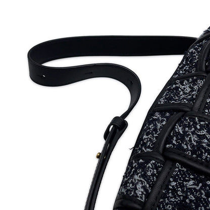 Bottega Veneta Maxi INTRECCIATO Brique Cassette Handbag IndigoBlack/White Tweed Leather