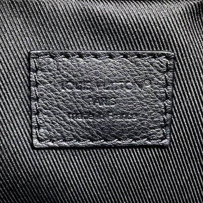 LOUIS VUITTON Trio Messenger NoirM46602 Monogram Shadow