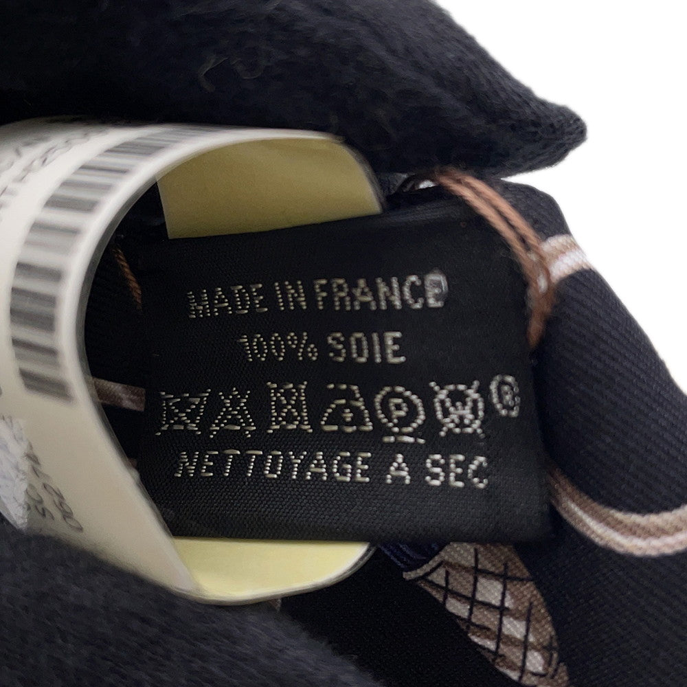 HERMES Twilly C'EST LA FETE Khaki・Fonse /White/Black062743S Silk100%