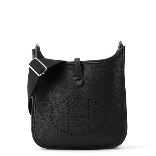 HERMES Evelyne 3 Black Taurillon Clemence Size 23