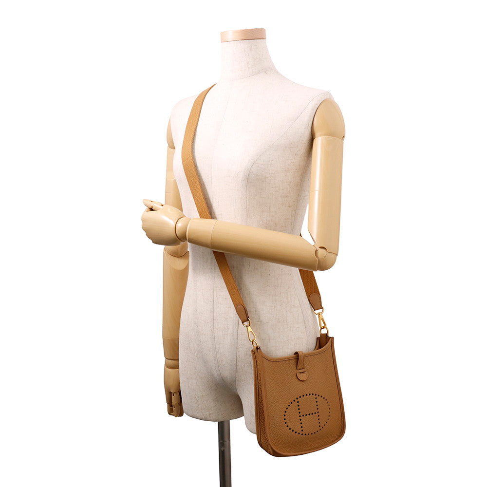 HERMES Evelyne Long Biscuit Taurillon Clemence Size TPM