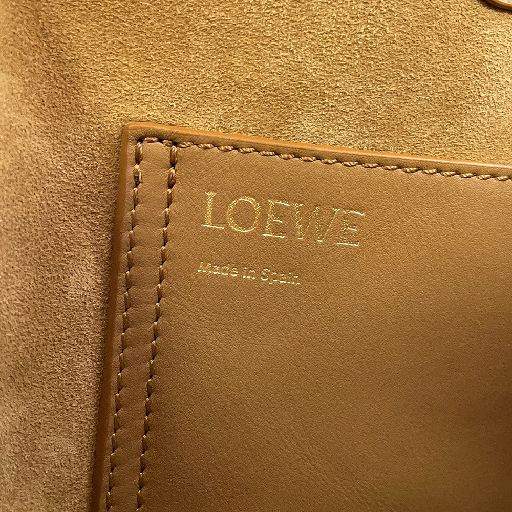 LOEWE Pebble bucket bag OakAANBBBWX01 Smooth Calf Leather Size Medium