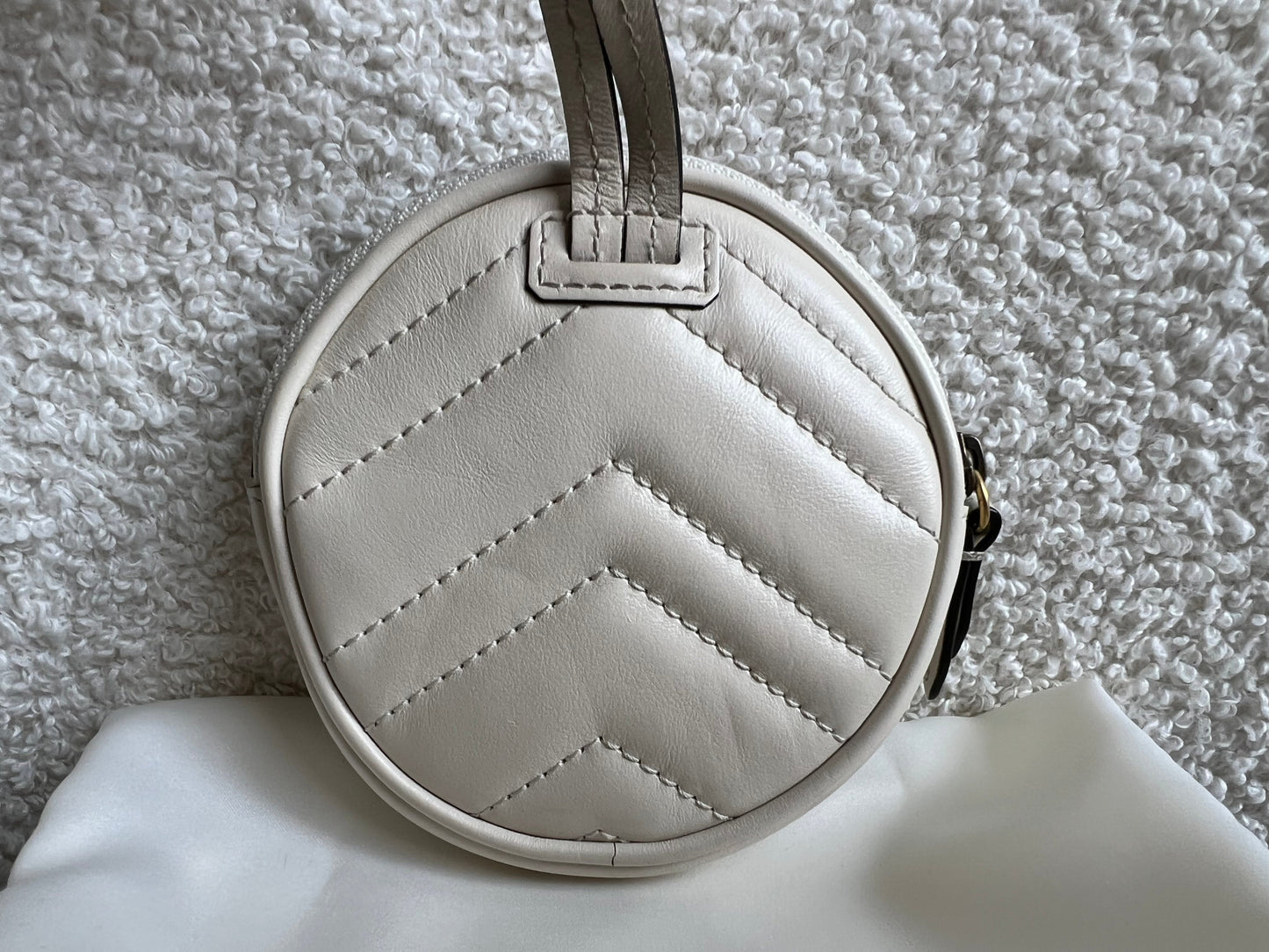 Gucci White GG Marmont Coin Pouch on Strap (RRP £395)