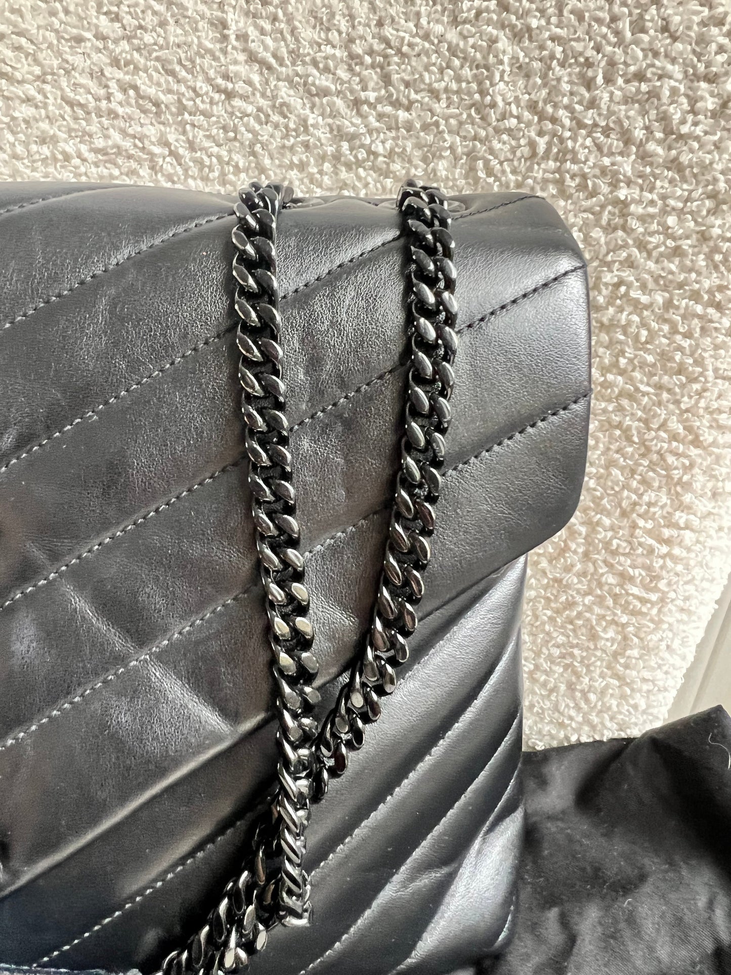 Yves Saint Laurent (YSL) Medium Black on Black LouLou (RRP £2,150)
