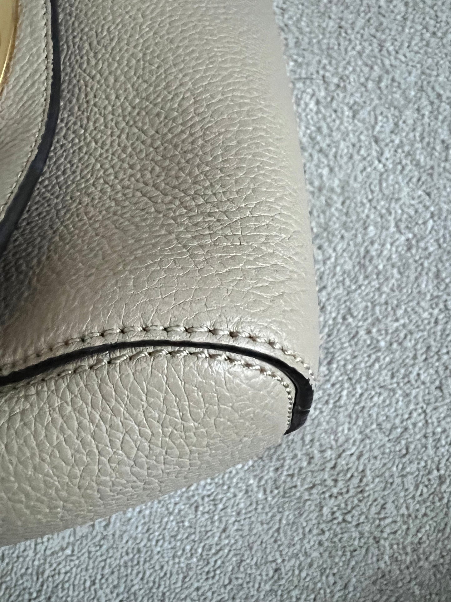 Mulberry Dune Regular Lily with Gold Hardware (RRP £995)