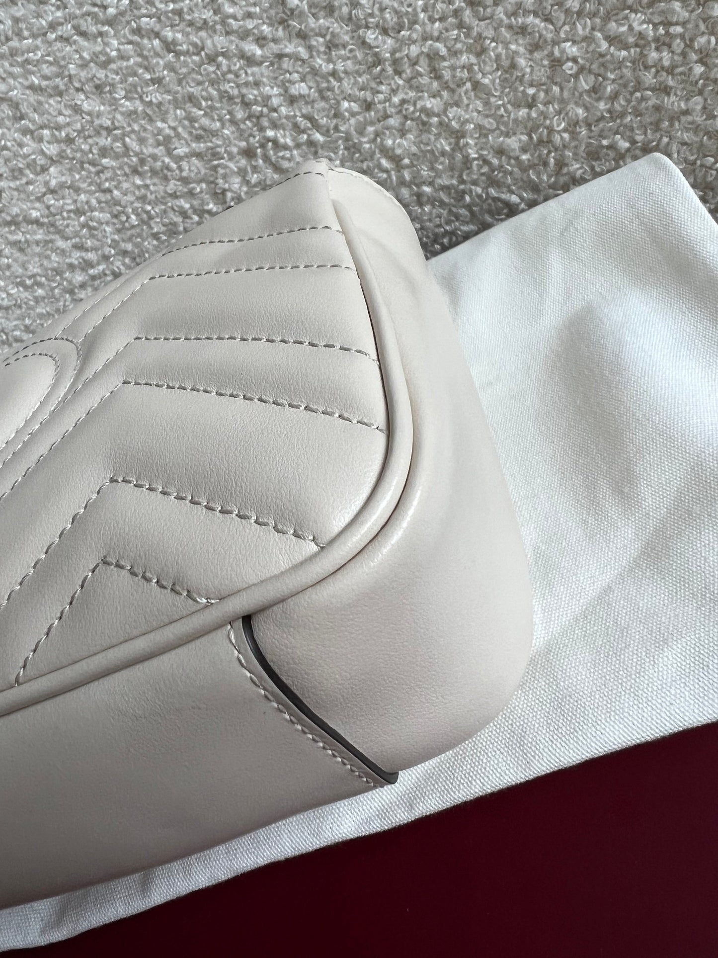 Gucci GG White Marmont Mini Shoulder Bag (RRP £1,890)