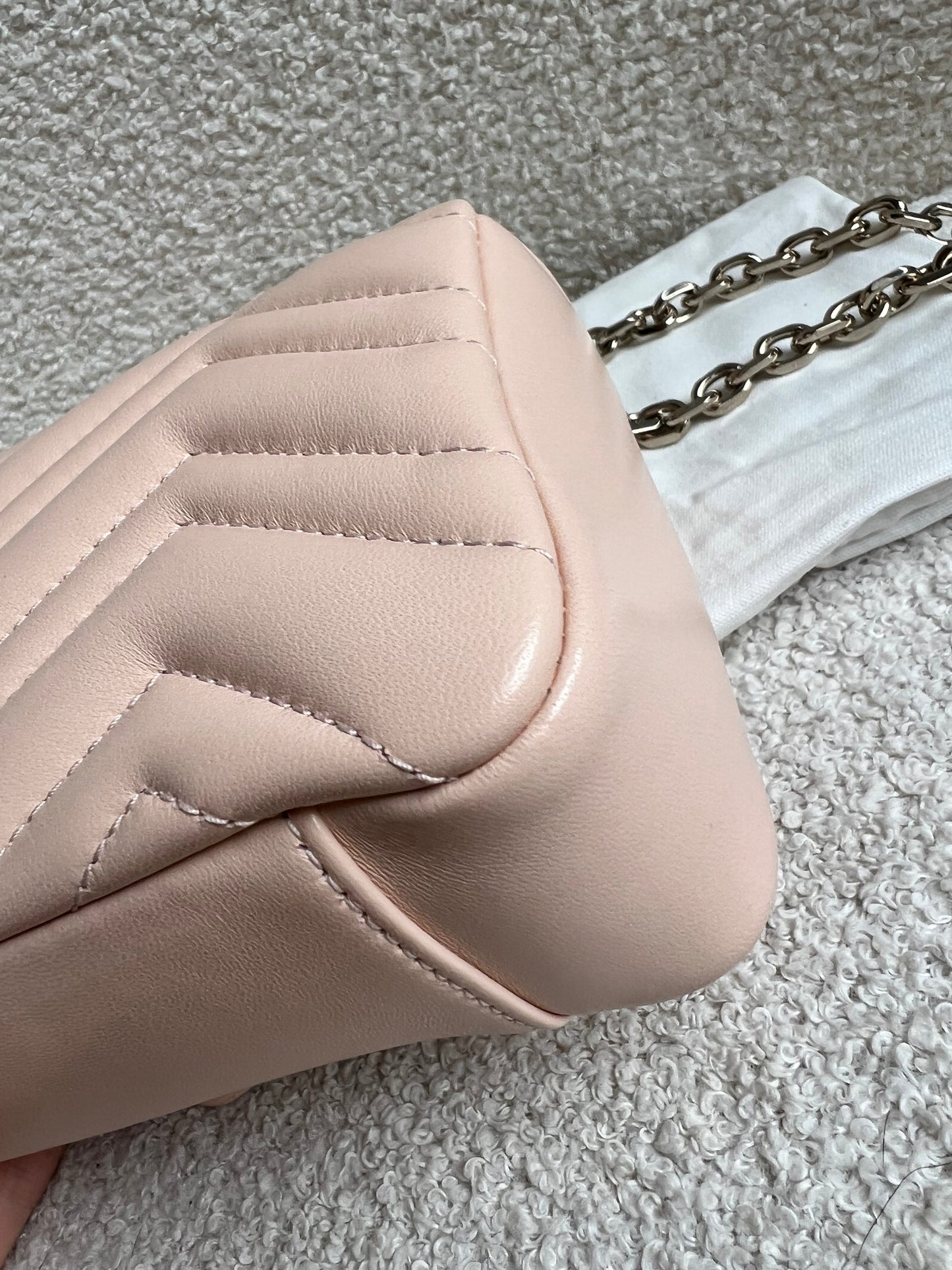 Gucci GG Pink Beige Marmont Mini Shoulder Bag (RRP £1,890)