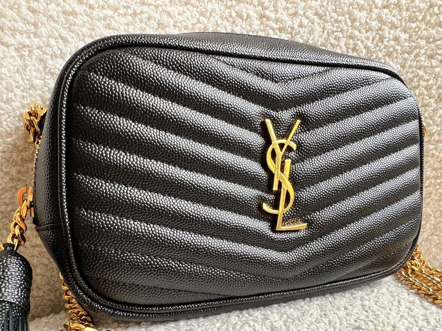 Yves Saint Laurent (YSL) Black Mini Lou Camera Bag (RRP £1285)