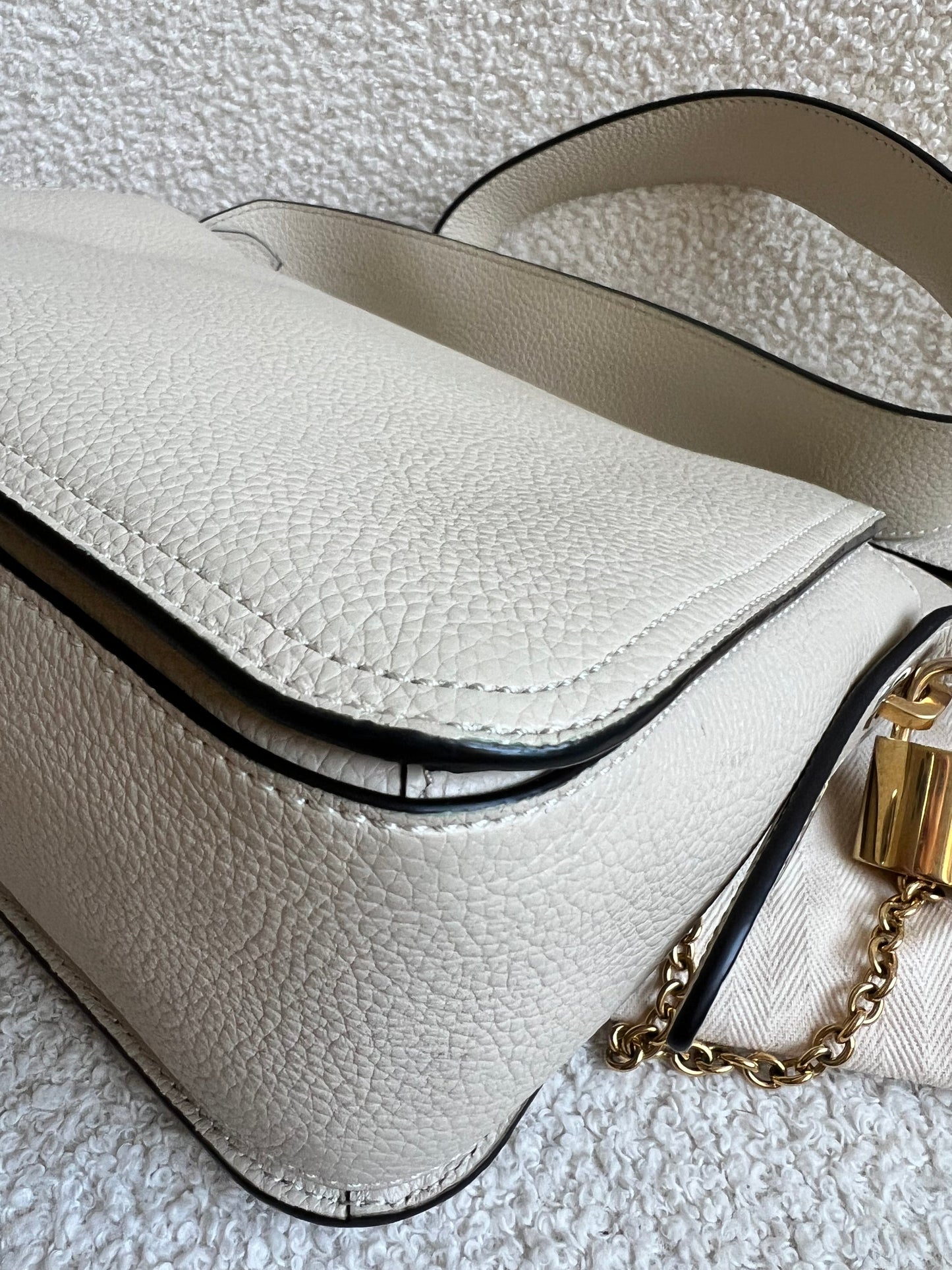 Mulberry Billie in Chalk Small Classic Grain (RRP £895)